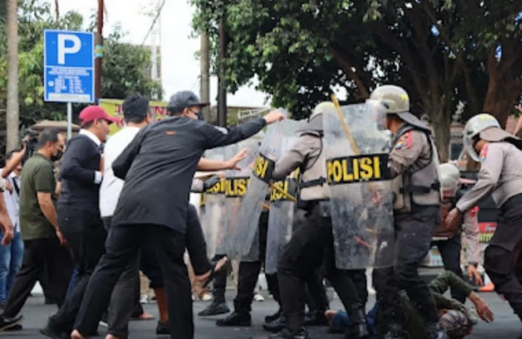 Polres Batu Gelar Simulasi Sistem Pengamanan TPS