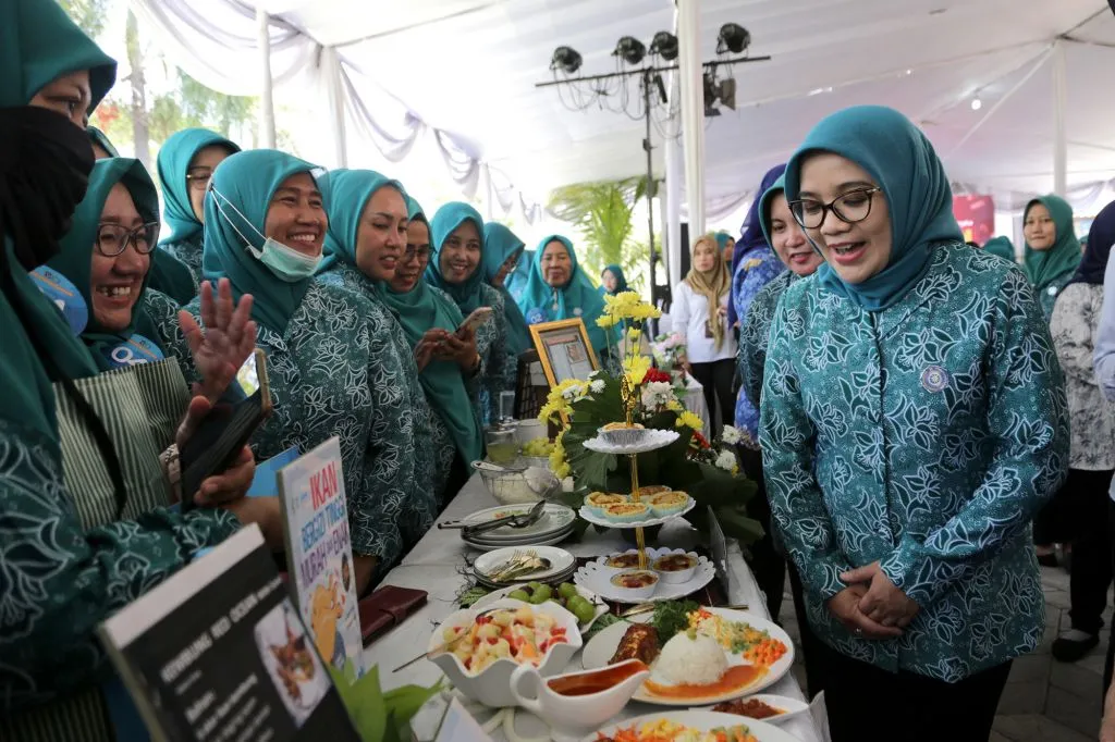 Ajak Anak-Anak Gemar Makan Ikan, Pemkot Surabaya Gelar Cipta Menu Olahan Ikan