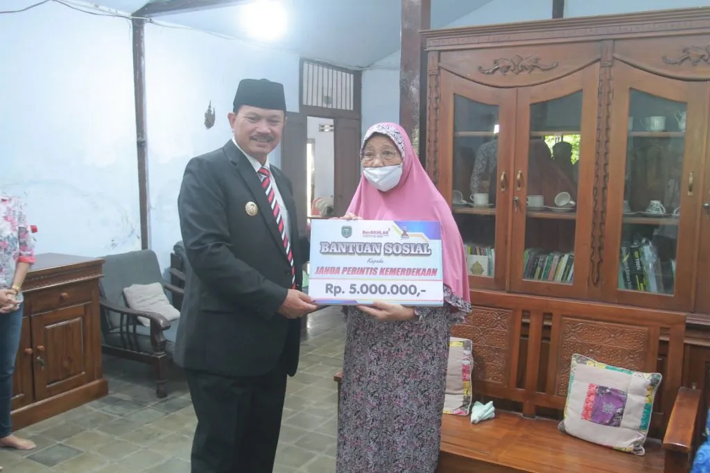 Hari Pahlawan, Wali Kota Madiun Sambangi Janda Perintis Kemerdekaan