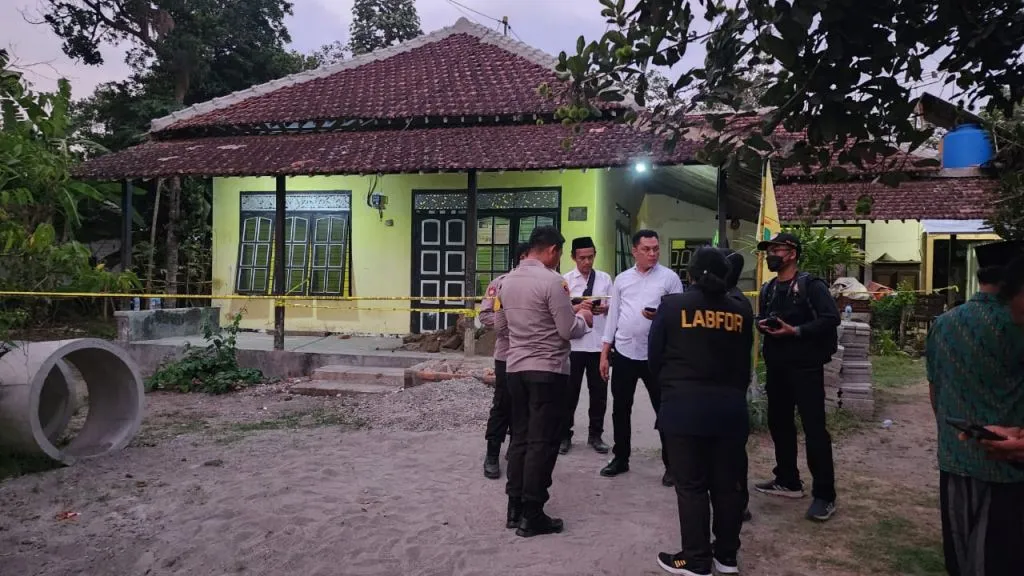 Kerangka Manusia Terkubur di Bawah Lantai Kamar Rumah, Gegerkan Warga Kota Blitar