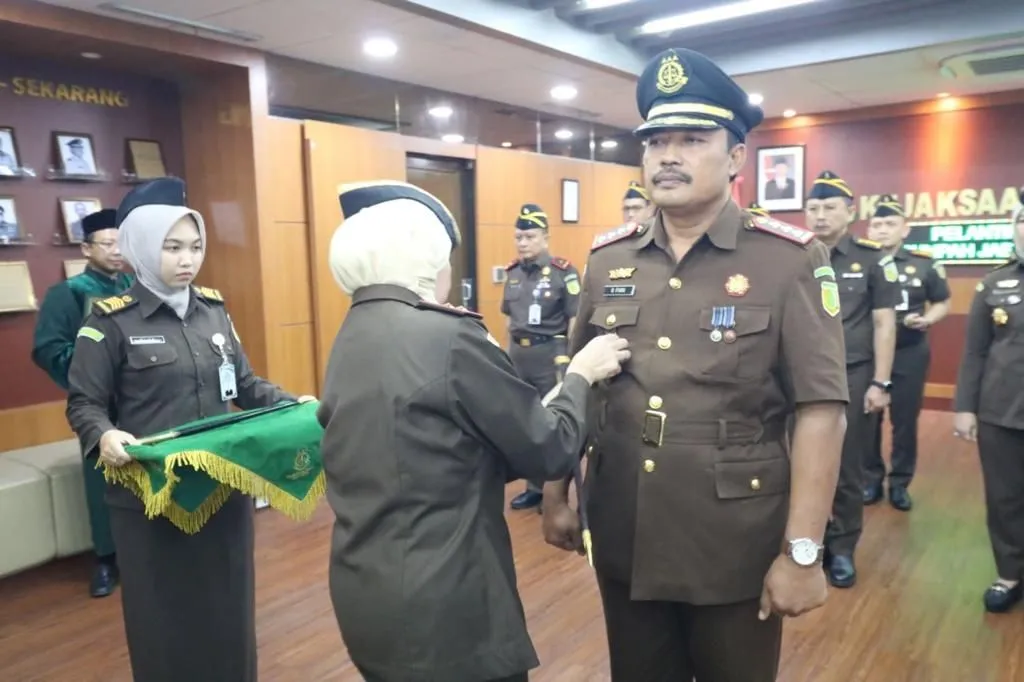 Puji Triasmoro Ditangkap KPK, Kajati Jatim Lantik Kajari Baru Bondowoso