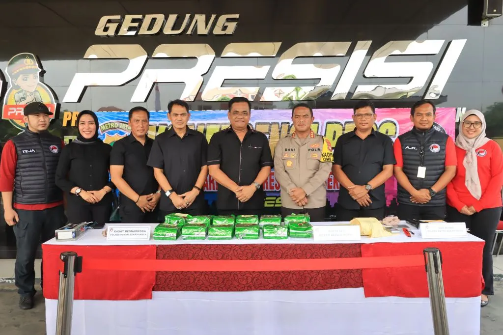 Satnarkoba Polres Metro Bekasi Kota Ungkap Sabu sebanyak 12,7 Kg