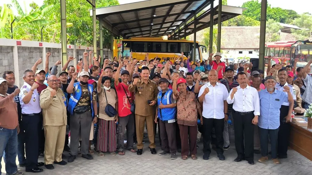 Jukir se-Kota Madiun Ikuti Pembinaan, Walikota Madiun: Kedepankan Etika Sopan Santun