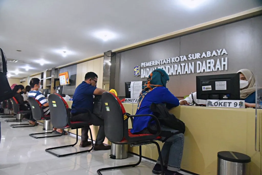 Diminta Patuh, Pemkot Surabaya Kirim Surat Cinta ke 712 Ribu Wajib Pajak