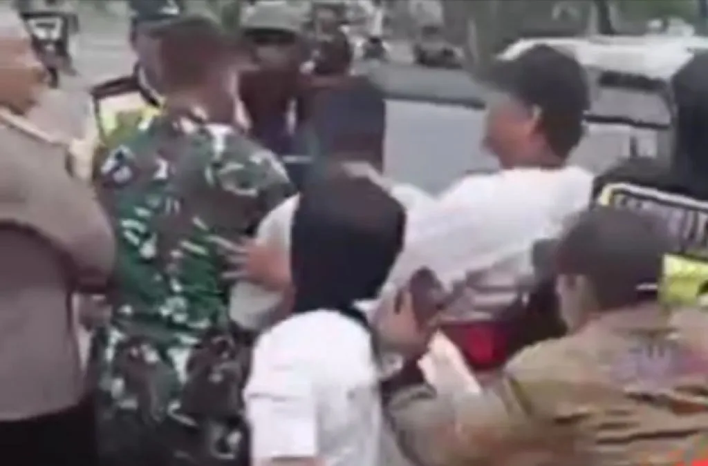 Ucapkan "Terima Kasih Sudah Bikin Macet", Sopir Dihajar Buruh