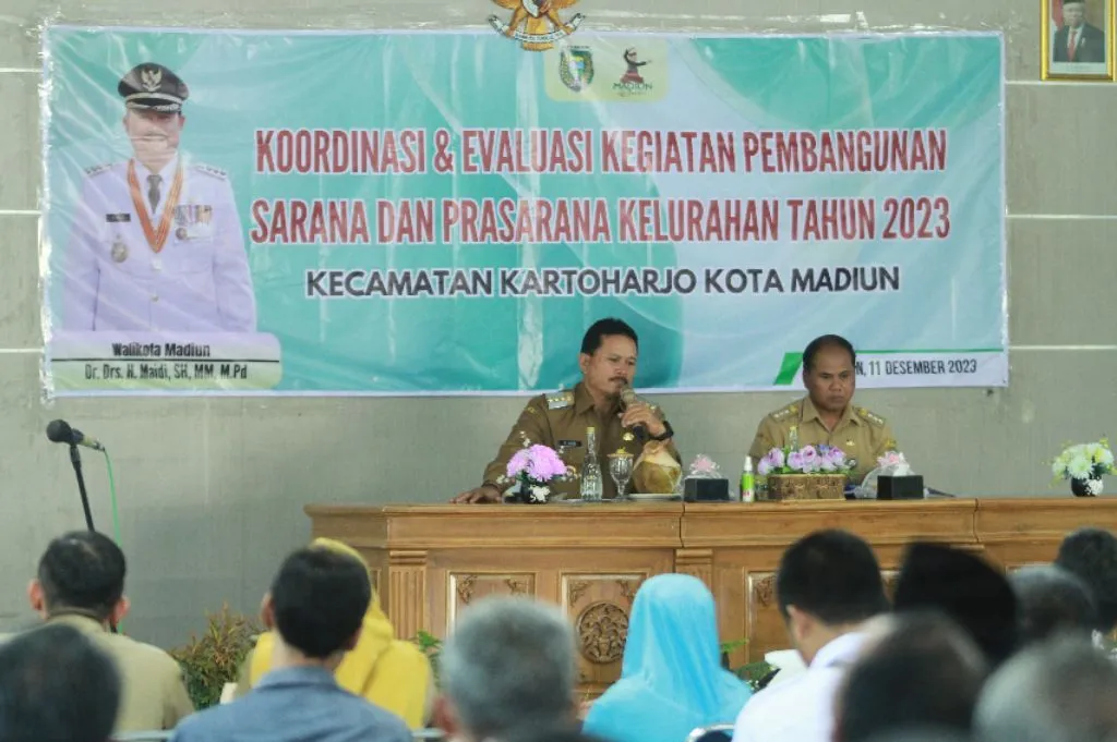 Wali Kota Madiun Evaluasi PJU Kecamatan Kartoharjo, Hasilnya Memuaskan