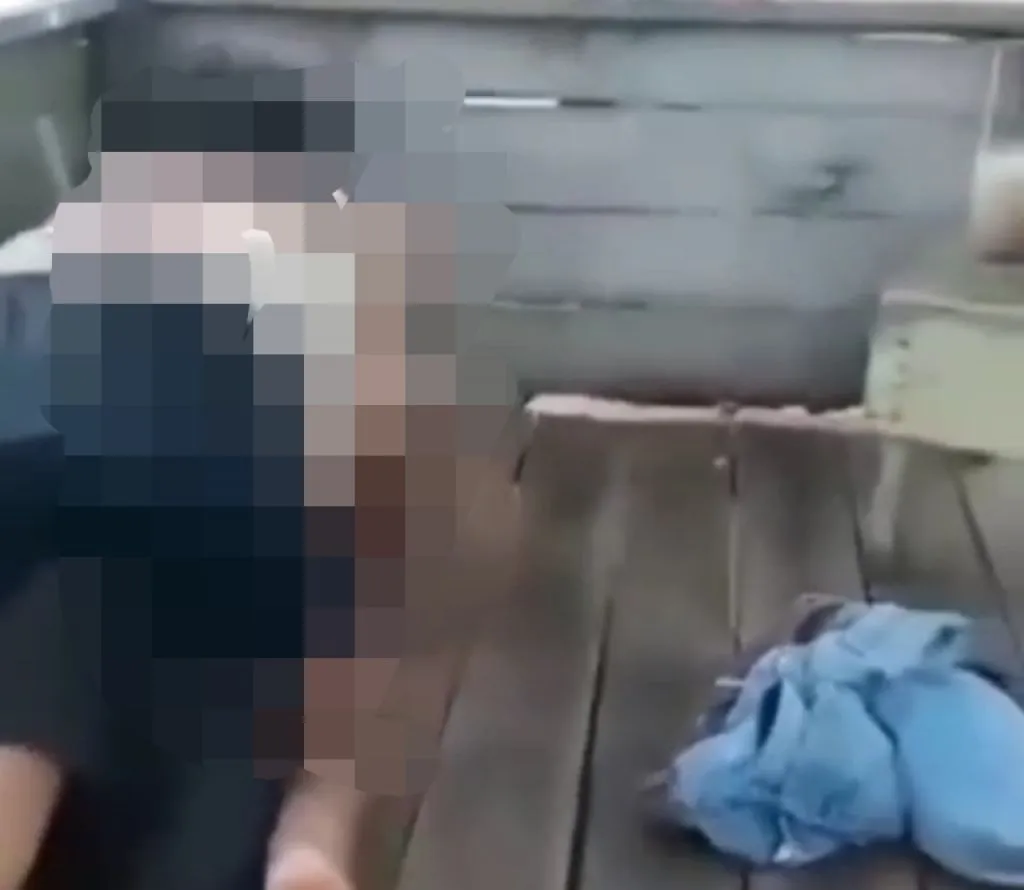 Sepasang Kekasih Kepergok "Bertumpukan" di Gubuk