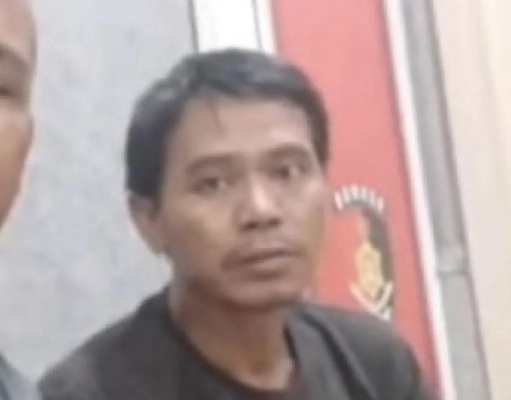 Ayah yang Banting Anaknya, Dikenal Suka Mukul
