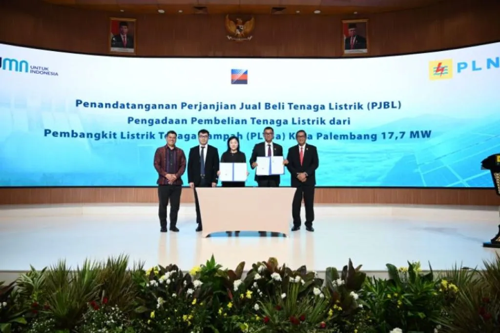 PLN Serap Hingga 37,7 MW Listrik dari Sampah dan Minihidro