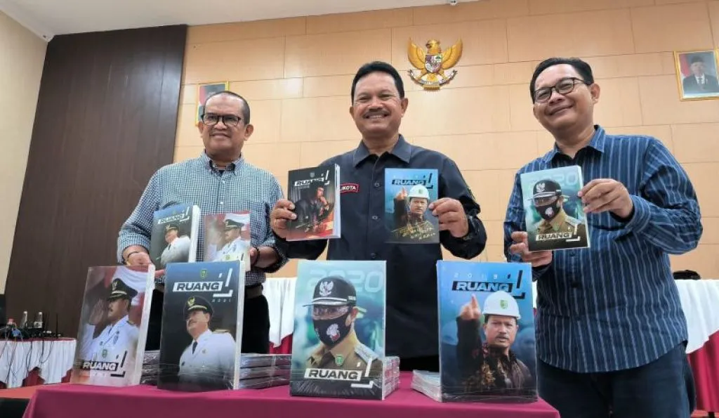 Buku Ruang 1, Catat Perjalanan Wali Kota Madiun Maidi