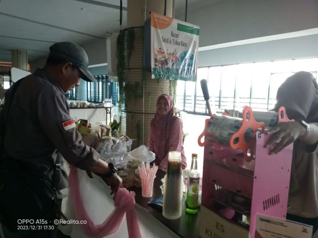 Bazaar UMKM Cilegon: Berkah Natal dan Tahun Baru di Pelabuhan Merak