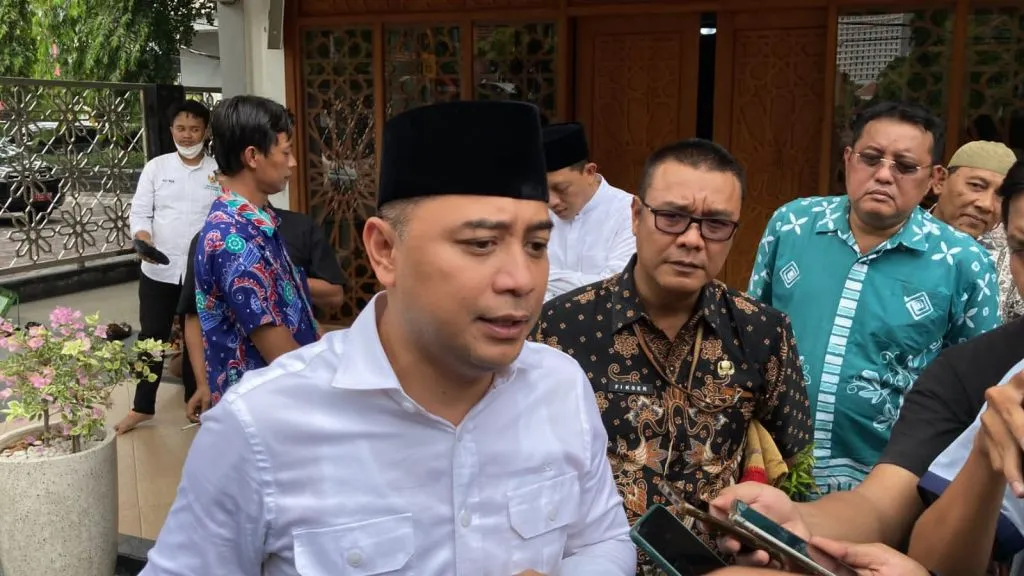 Pelaku Aniaya Dua Petugas Satpol PP Terdeteksi, Wali Kota Eri: Lagi Dikejar Polisi