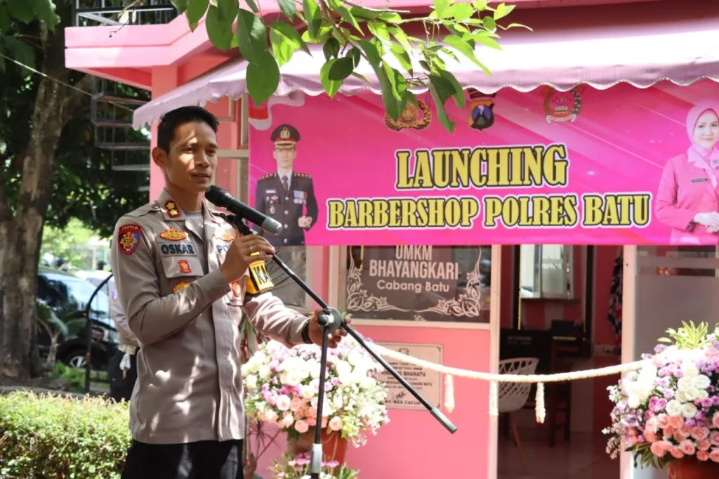 Polres Batu Punya Barbershop Modern dan Kekinian