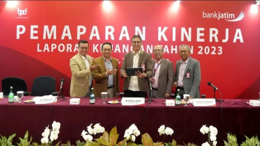 Bangun Penguatan Bisnis, Bank Jatim Cetak Kinerja Positif di Tahun 2023