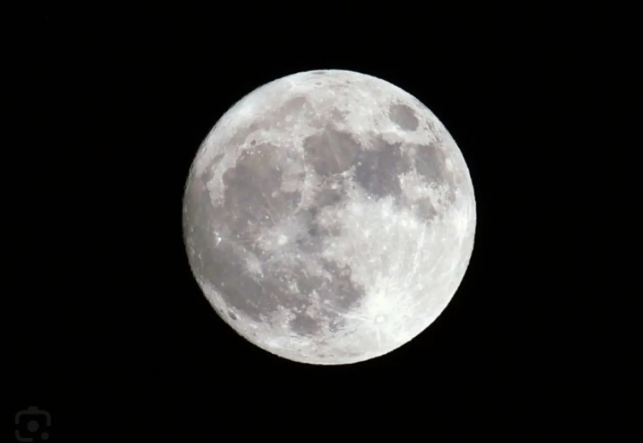 Ukuran Bulan Menyusut, Ini Penyebab dan Akibatnya