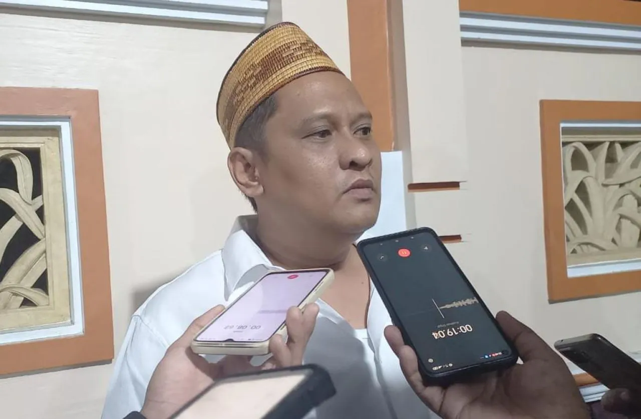 Tokoh Madura Haji Her Dukung Prabowo-Gibran di Hadapan Gubernur Khofifah, Sosok Ini Jadi Penguat