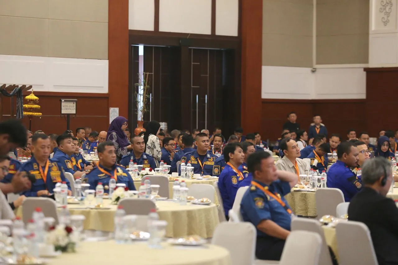 Petugas Damkar Dibekali Pengetahuan Lewat Seminar International Fire Safety Codes & Standard