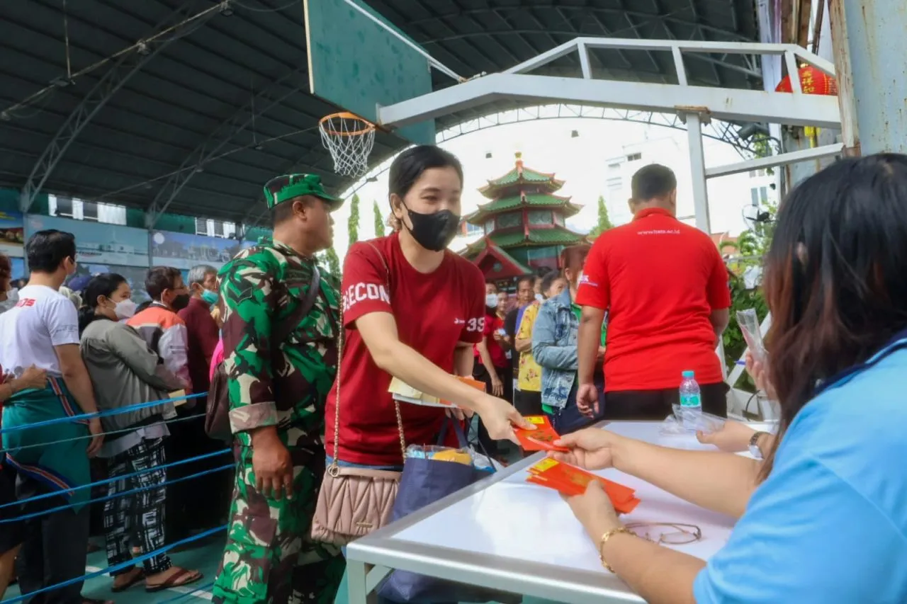 Baksos Peduli Imlek bersama Pengusaha Tionghoa di Masjid Cheng Ho, Cerminan Peduli Terhadap Sesama