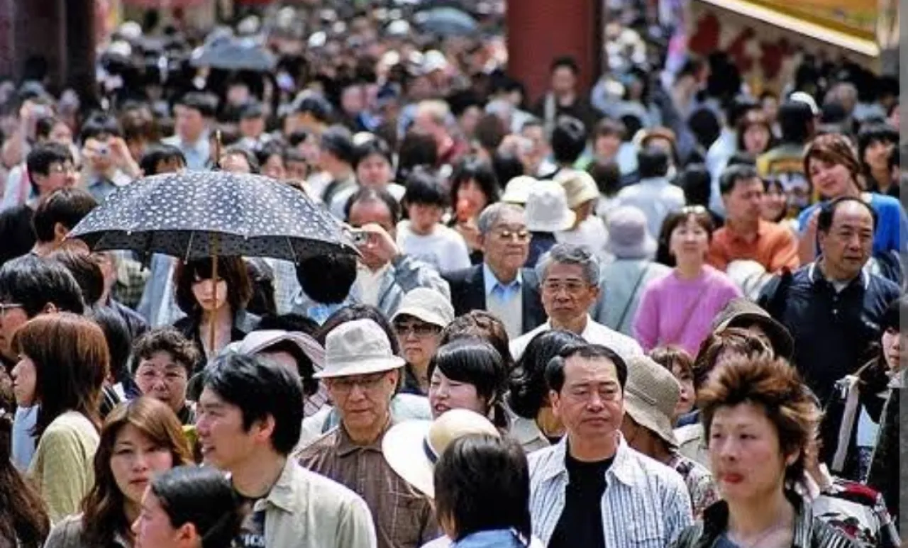 Catat Rekor Angka Kelahiran Terendah di 2023, Bangsa Jepang Terancam Punah