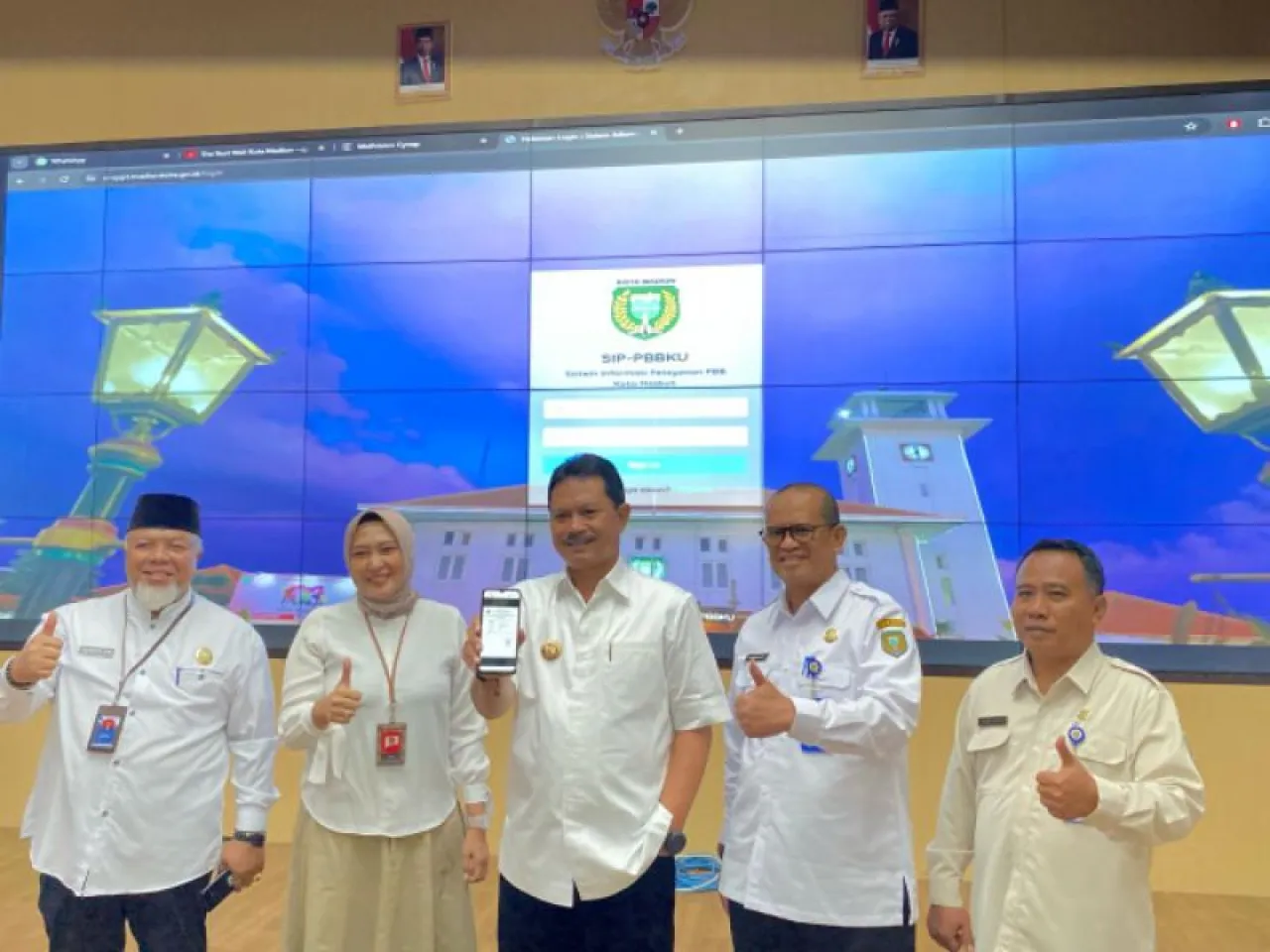 Pemkot Madiun menggelar Pekan Panutan Pajak Bumi dan Bangunan Perdesaan dan Perkotaan (PBB-P2) di Gedung GCIO Kota Madiun, Rabu (13/3/2024).