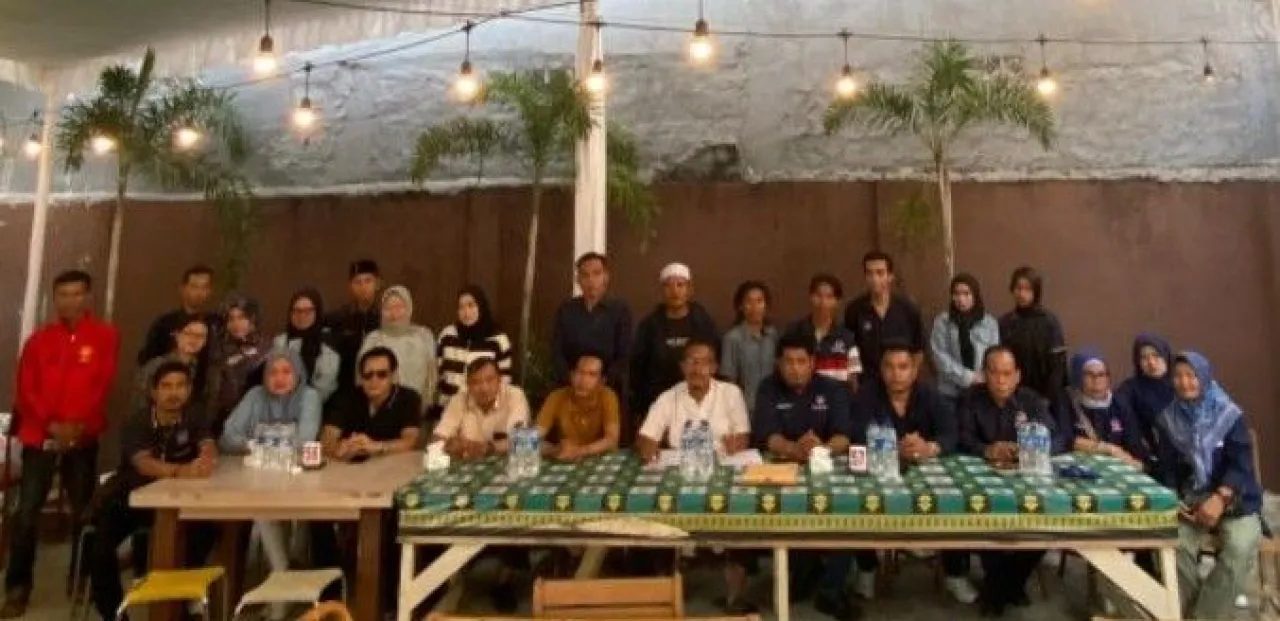 13 DPC Kota Palembang Sampaikan Mosi Tidak Percaya 
