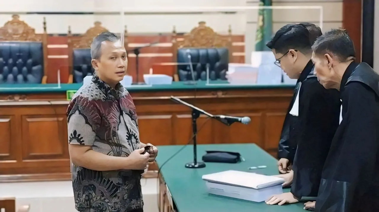 Terima Suap, Puji Triasmoro Mantan Kajari Bondowoso Divonis 7 Tahun Penjara