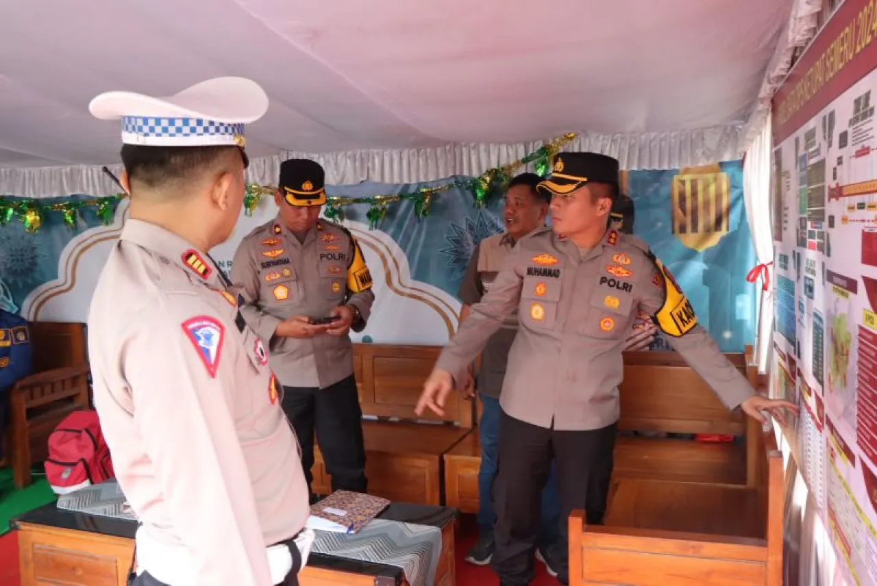 Pengecekan Pos Pam dan Pos Yan Operasi Ketupat Semeru 2024, Kapolres Nganjuk Pastikan Semua Siap