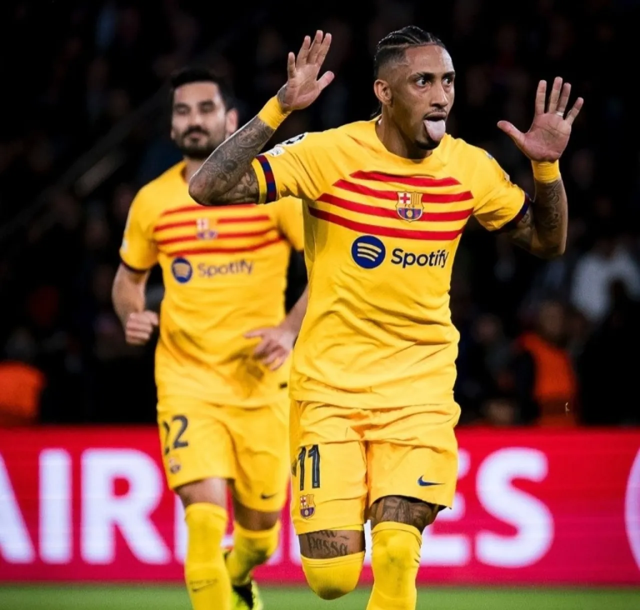 Barcelona Kalahkan PSG di Paris