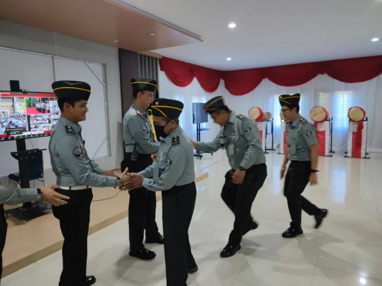 Lapas II Cilegon Manfaatkan Momen Apel Pagi Pegawai dan Halal bihalal