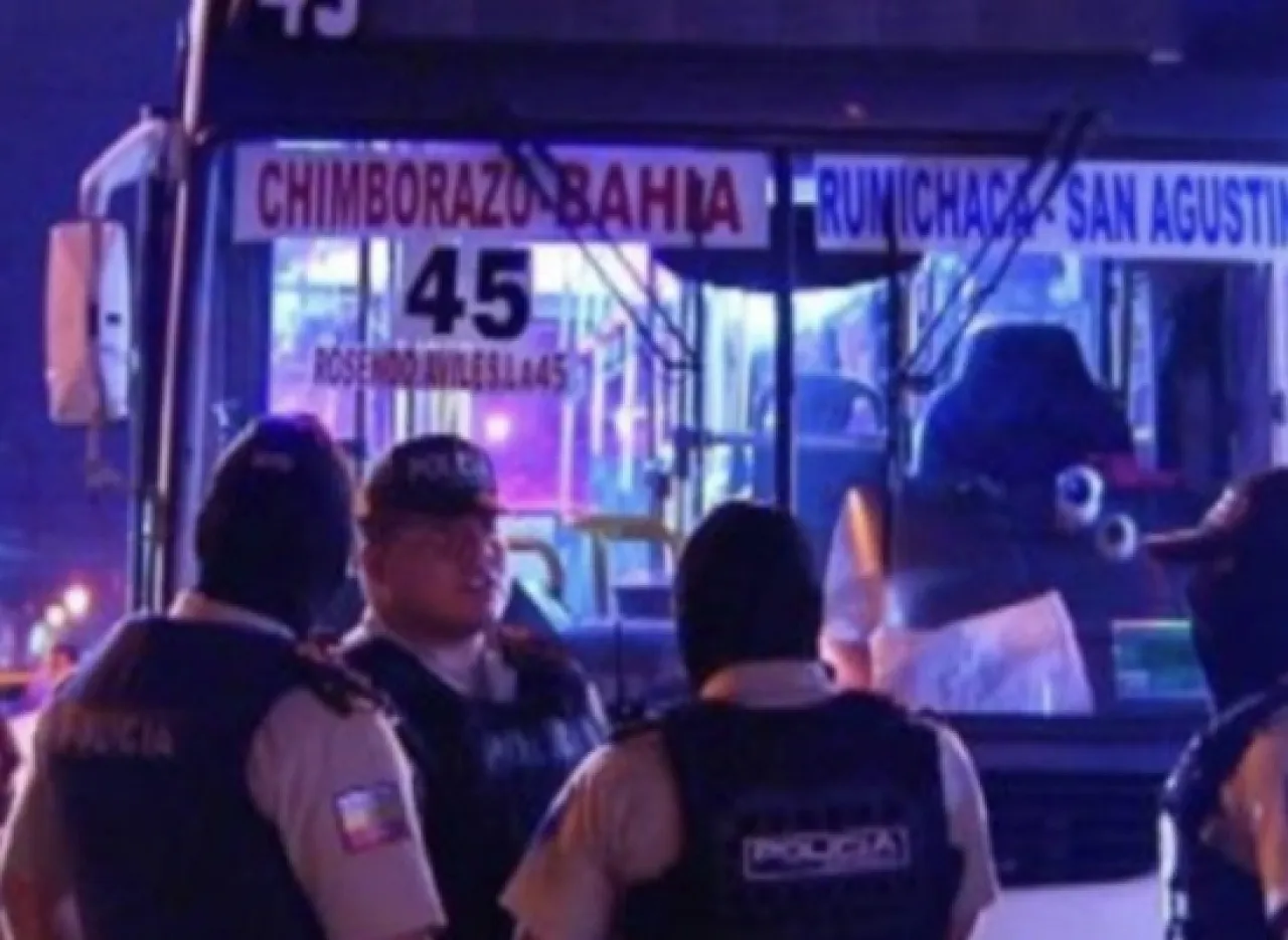 Sopir Bus Tewas Ditembak 3 Orang Berandalan