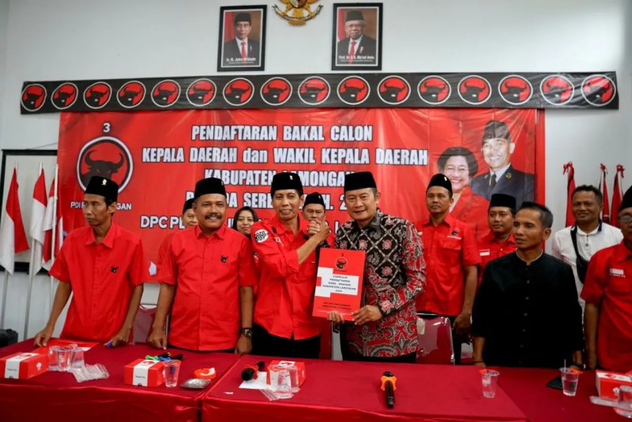 YES Jadi yang Pertama Bacalonkada Lamongan ke PDI-P