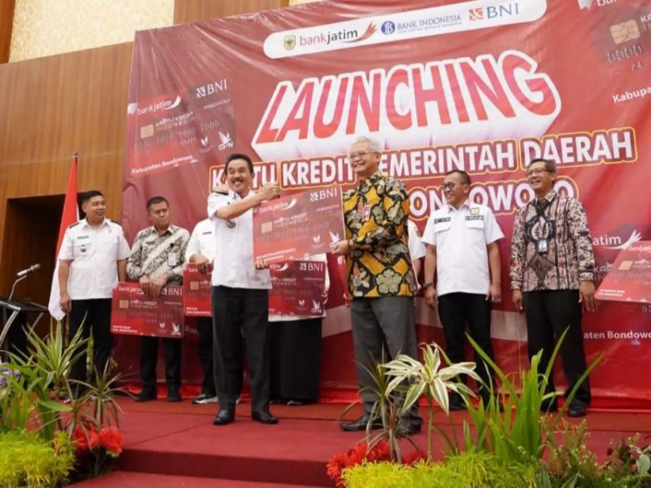 Tingkatkan Efektifitas Belanja Daerah, Bank Jatim dan Pemkab Bondowoso Launching KKPD