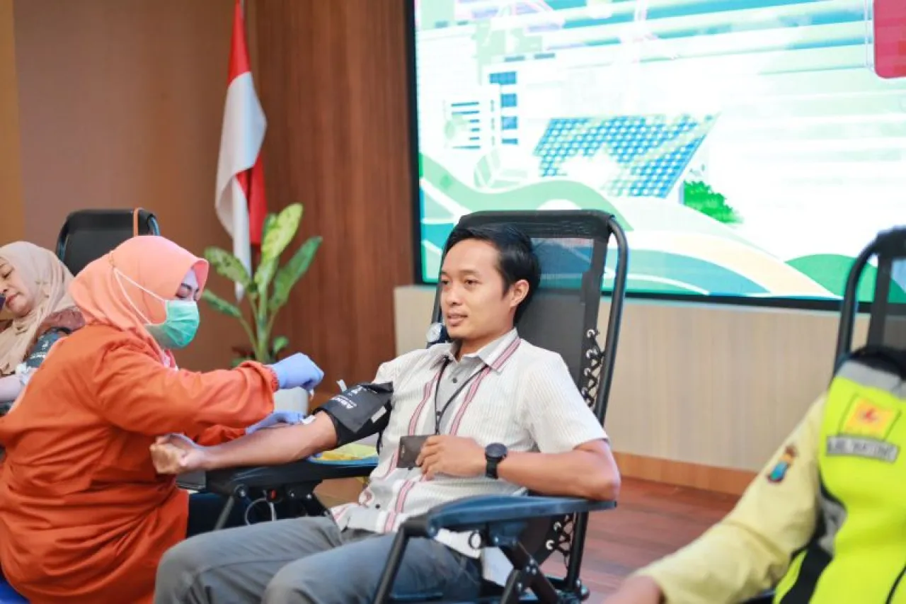 PLN Dapat Penghargaan PMI Kabupaten Ponorogo