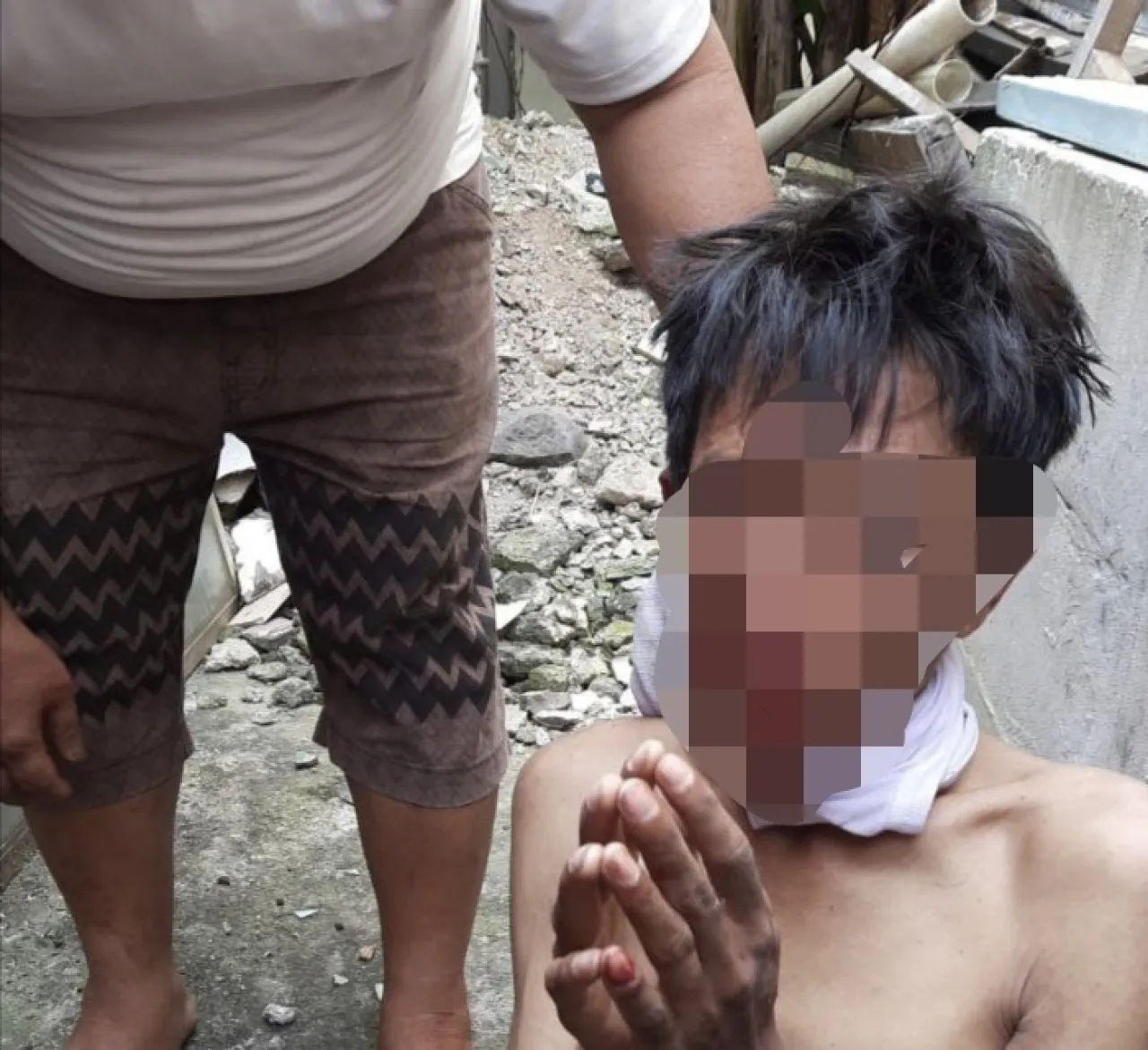 Maling Motor Bawa Senpi Rakitan Babak Belur Dihajar Warga