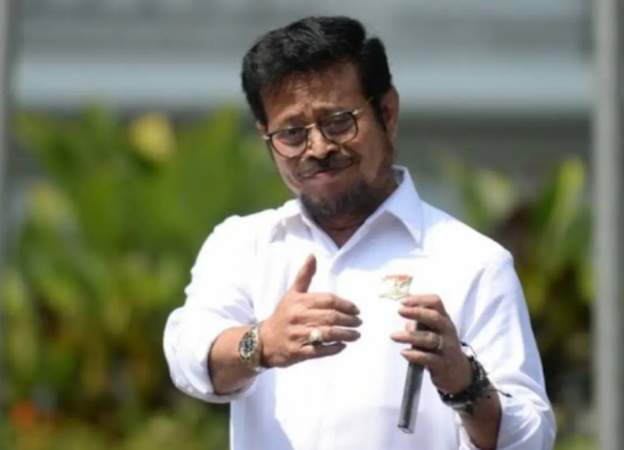 SYL Dituding Beli Tas Mewah Merek Dior Pakai Uang Kementan