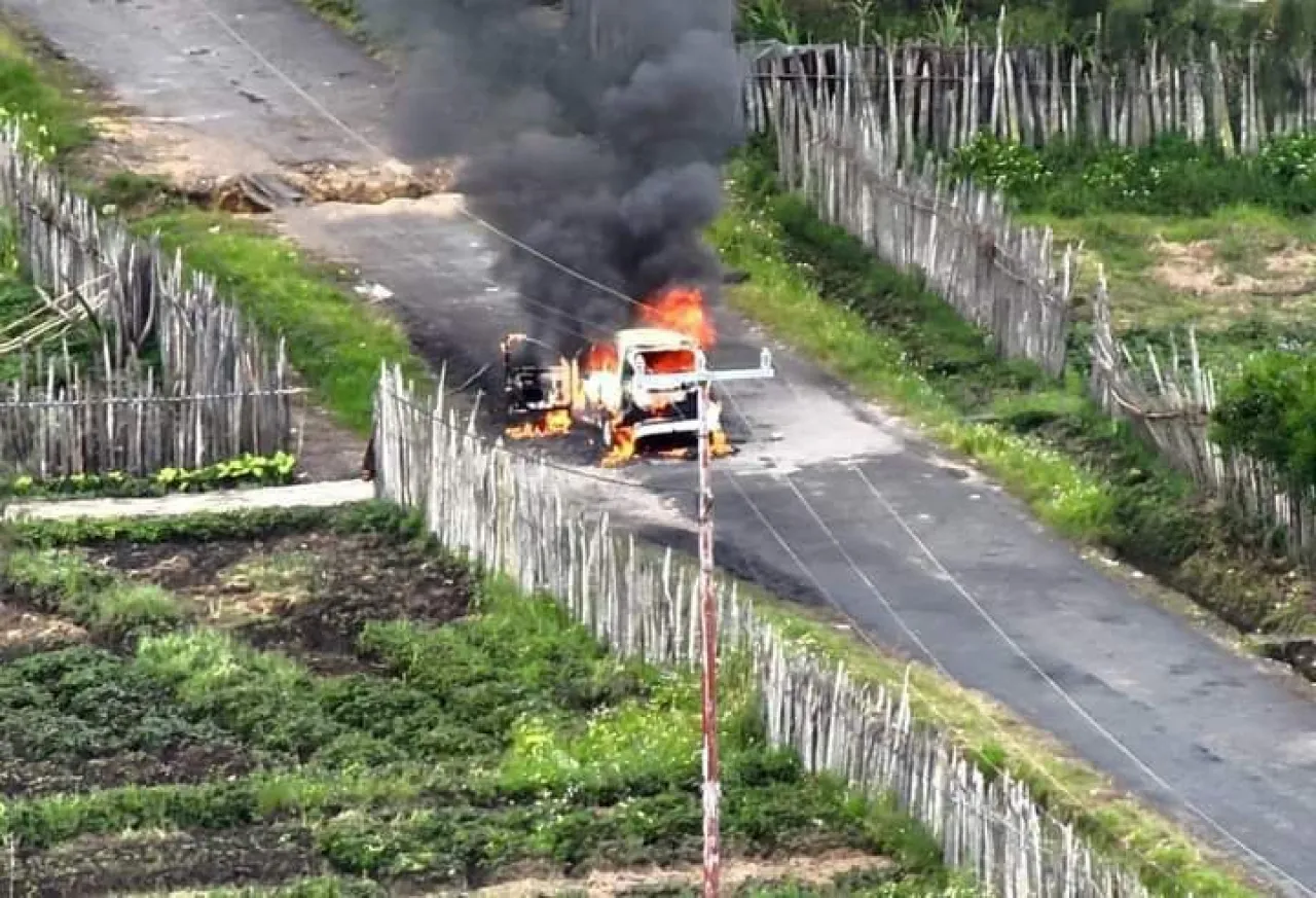 KKB Tembak Mati dan Bakar Sopir Angkot