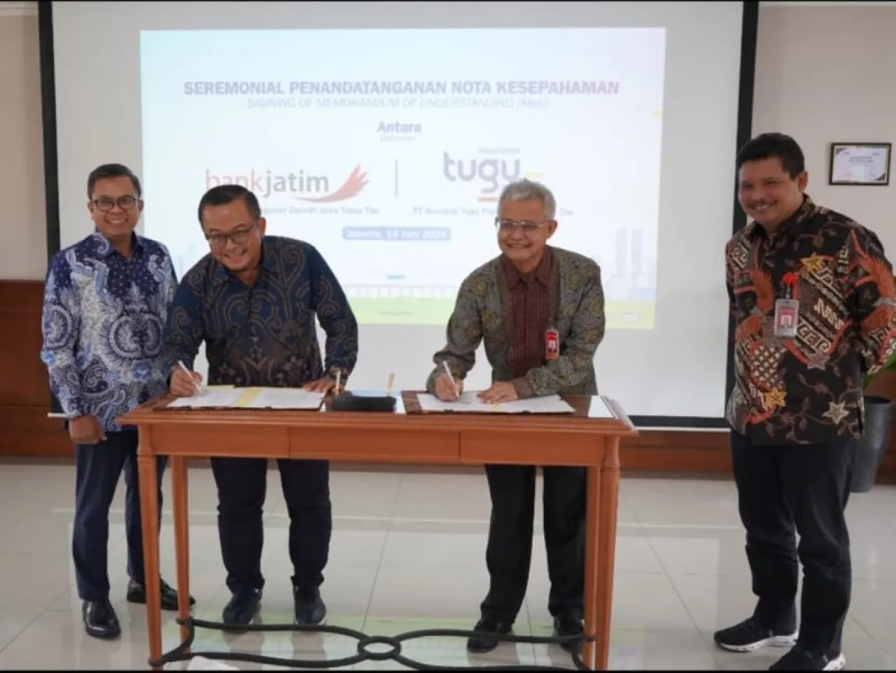 Bank Jatim Perluas Kerja Sama dengan Tugu Insurance