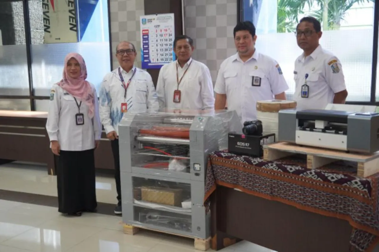 Bank Jatim Berikan Bantuan Peralatan Kemasan Produk Untuk UMKM