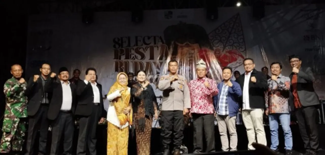 PT Selecta Adakan Malam Pesta Budaya dan Pemberian Sertifikat Halal Pedagang