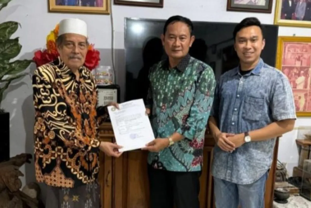 Pimpinan Ponpes Sunan Drajat Surati Prabowo Subianto Usung YES-Dirham di Pilkada Lamongan