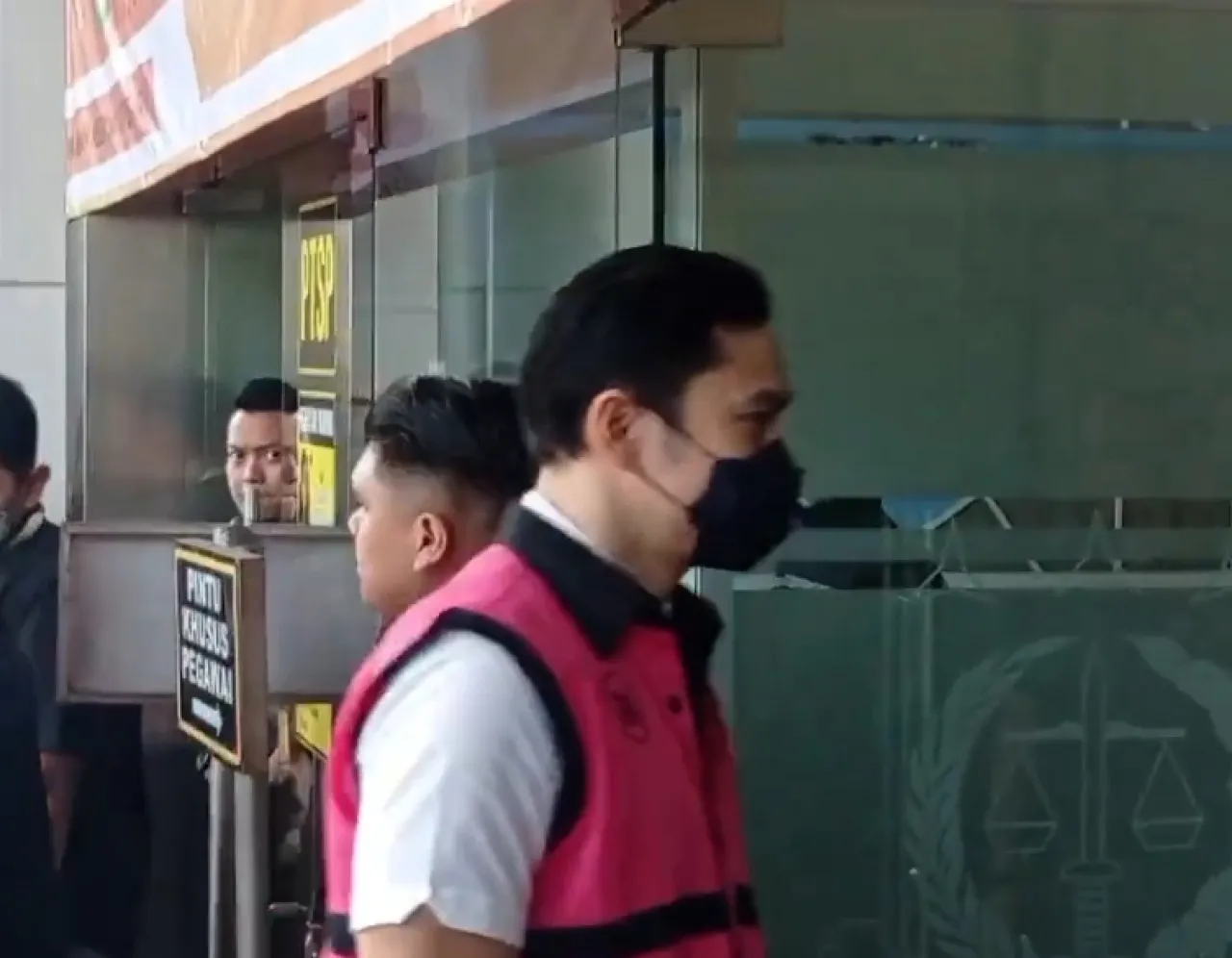 Harvey Moeis dan Helena Lim Dilimpahkan ke Kejari Jaksel