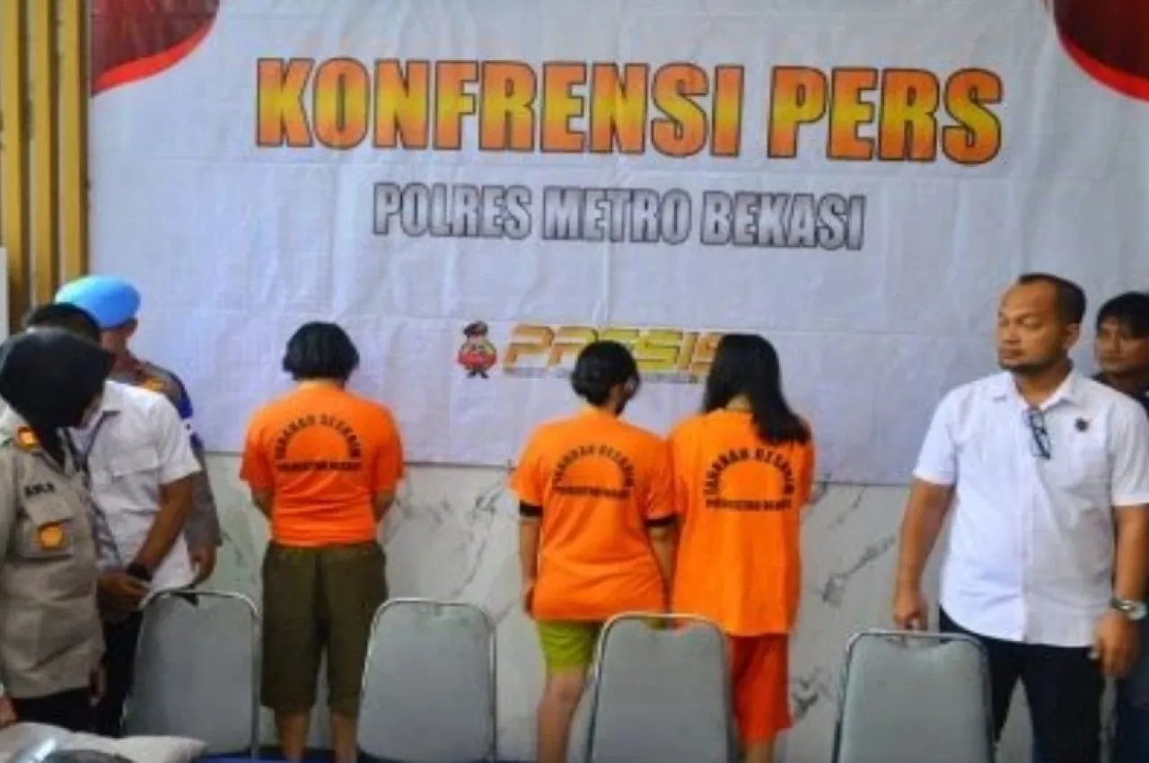 Usai Dibunuh Istri, Anak dan Pacar Anaknya, HP Asep Dipakai Ajukan Pinjol dan Cair Puluhan Juta