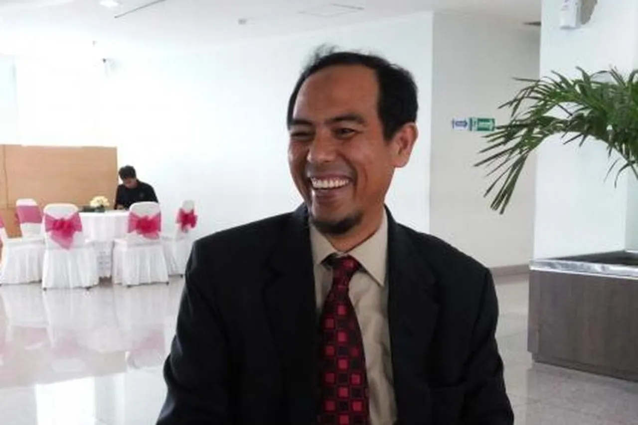 Meski Dipenjara, Gazalba Saleh Video Call dengan Fify Mulyani sambil Sayang-sayangan