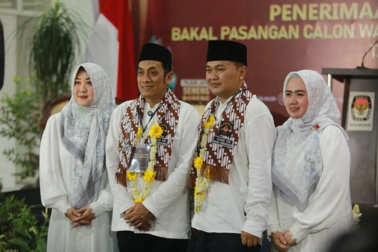 Bonus Resmi Daftar ke KPU Kota Madiun