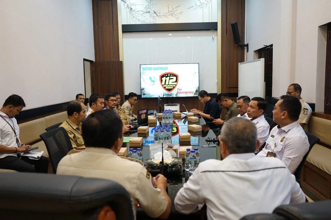 Sistem Kedaruratan CC 112 Pemkot Surabaya Dijadikan Percontohan untuk Diterapkan di IKN