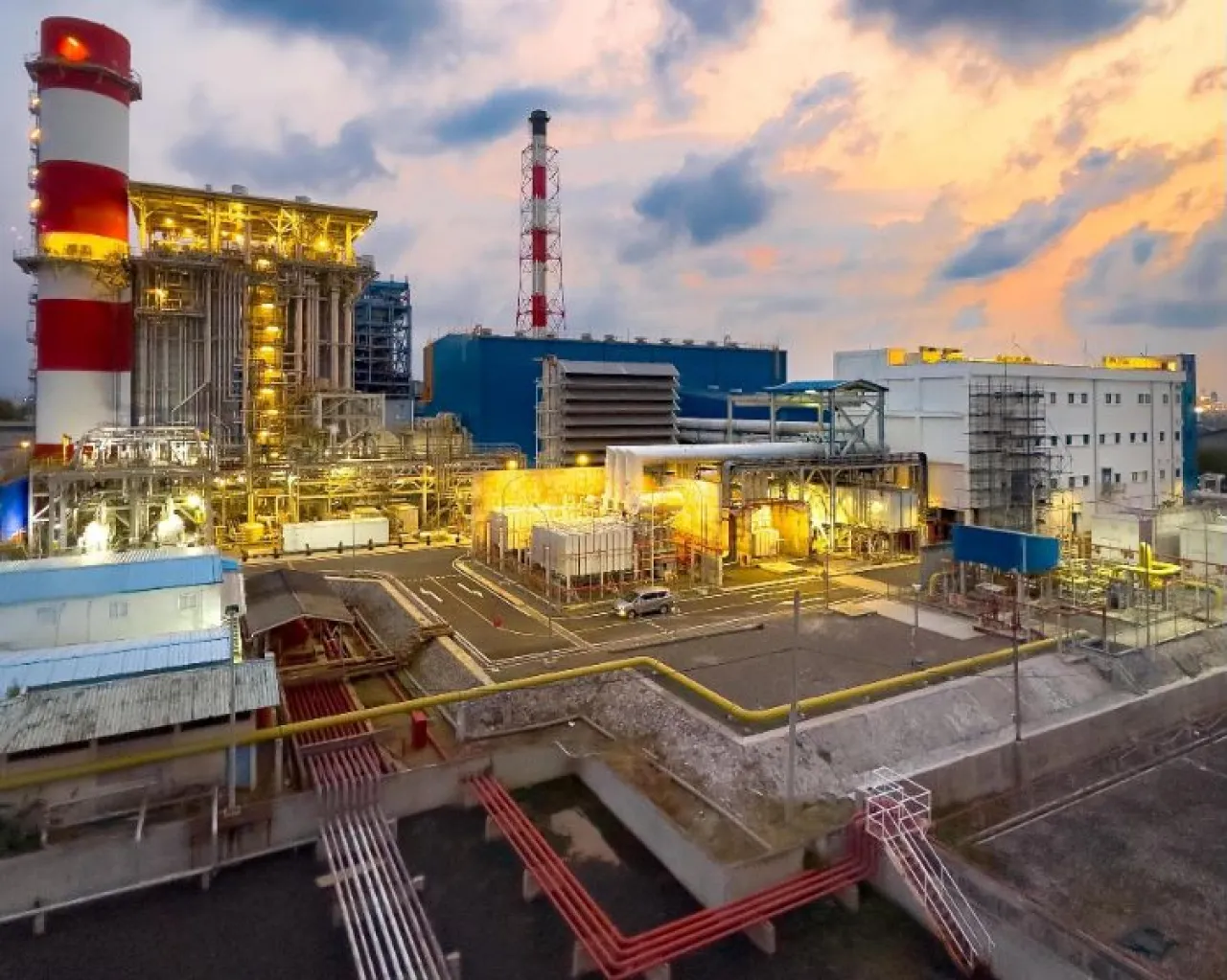 PLN Operasikan PLTGU Tambak Lorok 779 MW