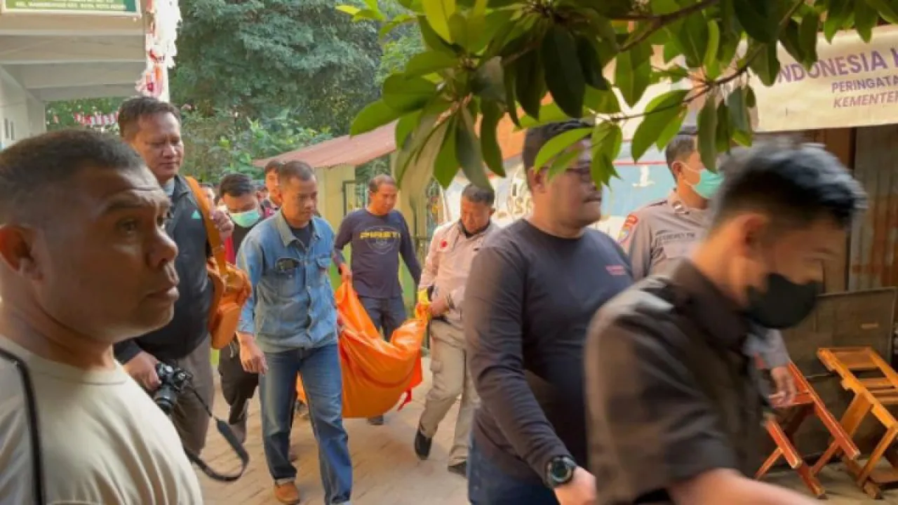 Kakak Adik di Kediri Tewas Dibunuh Ibu, Kepala Ditebas Parang
