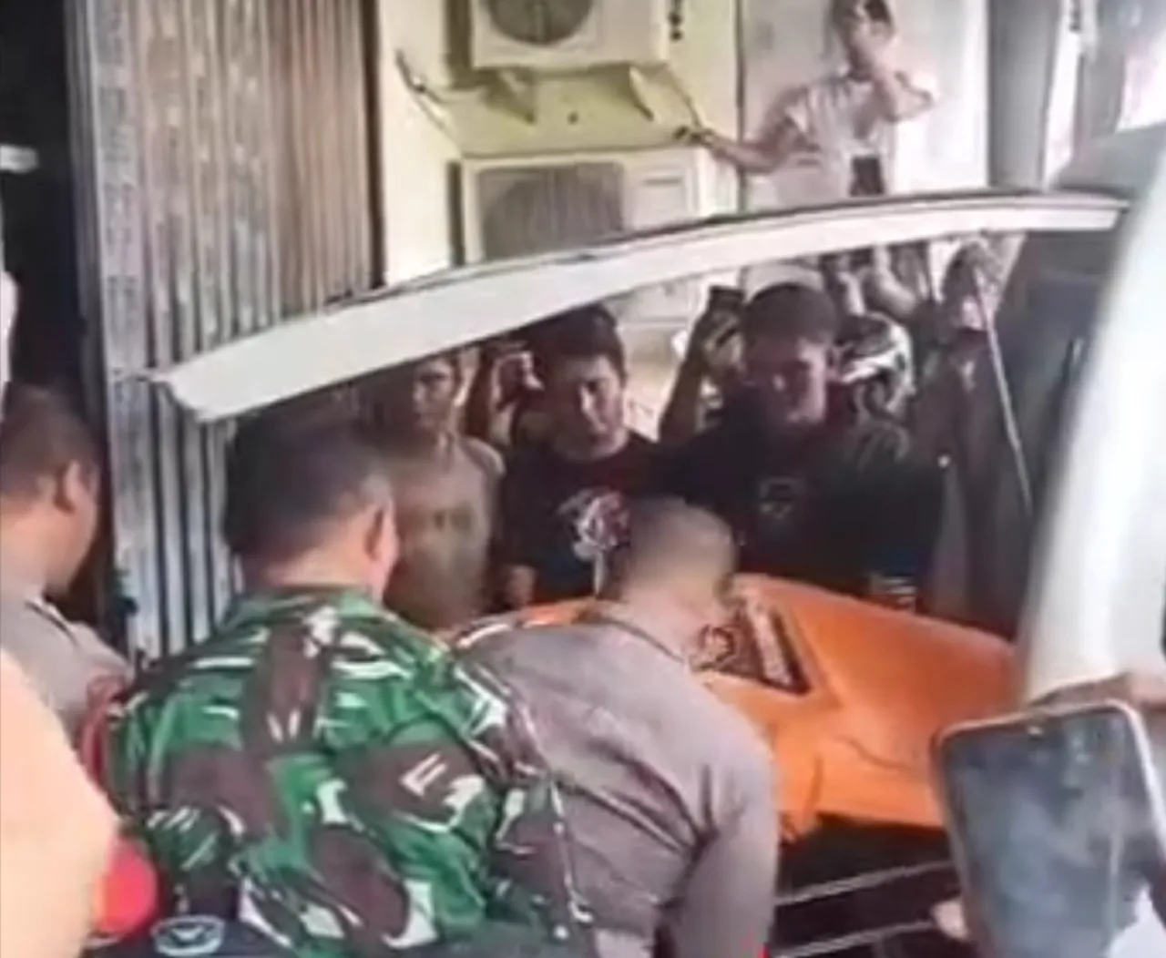 Karyawati Klinik Kecantikan Ditemukan Gantung Diri di Tempatnya Bekerja