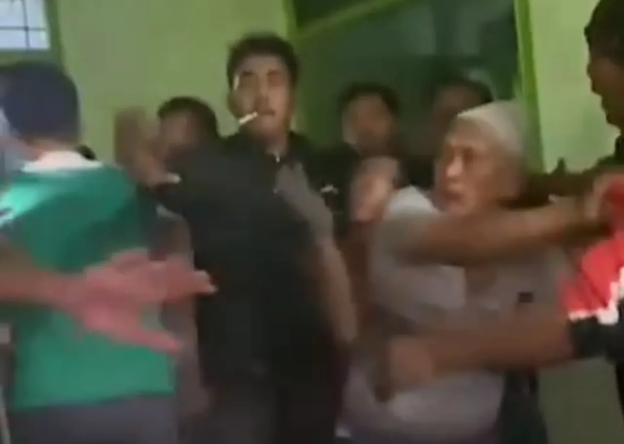 Niat Mencuri, Keburu Alarm Toko Bunyi, Maling Dihajar Massa