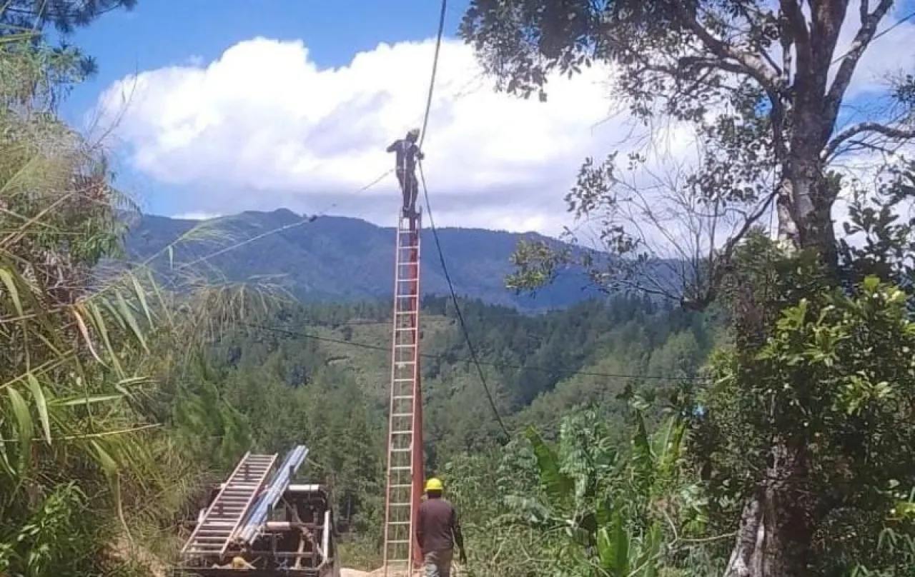 Hari Pelanggan Nasional, PLN Hadirkan Listrik 24 Jam Bagi Warga 25 Desa di Sulsel